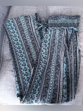 Womens Palazzo Wide Leg Pants size M by Kingston Grey Pull on Boho Print Rayon